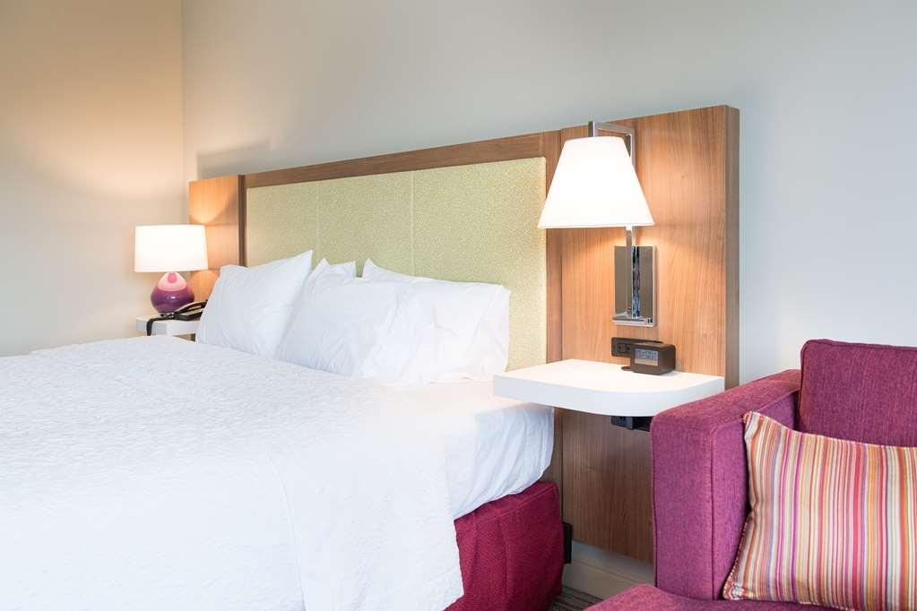 Hampton Inn&Suites Fayetteville, NC Chambre photo
